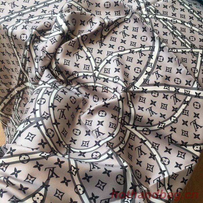 Louis Vuitton Scarf LVS00131